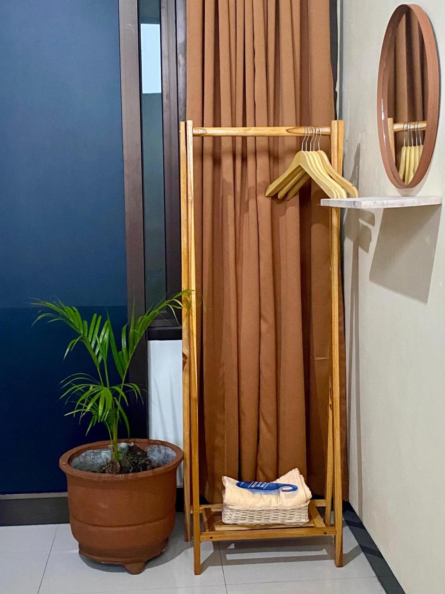 Zzz Hostel Malang Kültér fotó