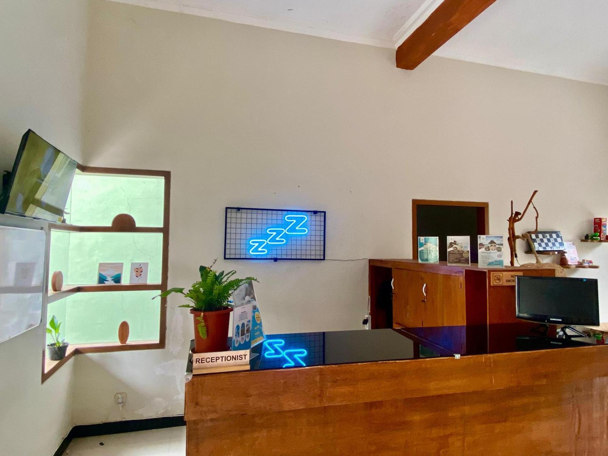 Zzz Hostel Malang Kültér fotó