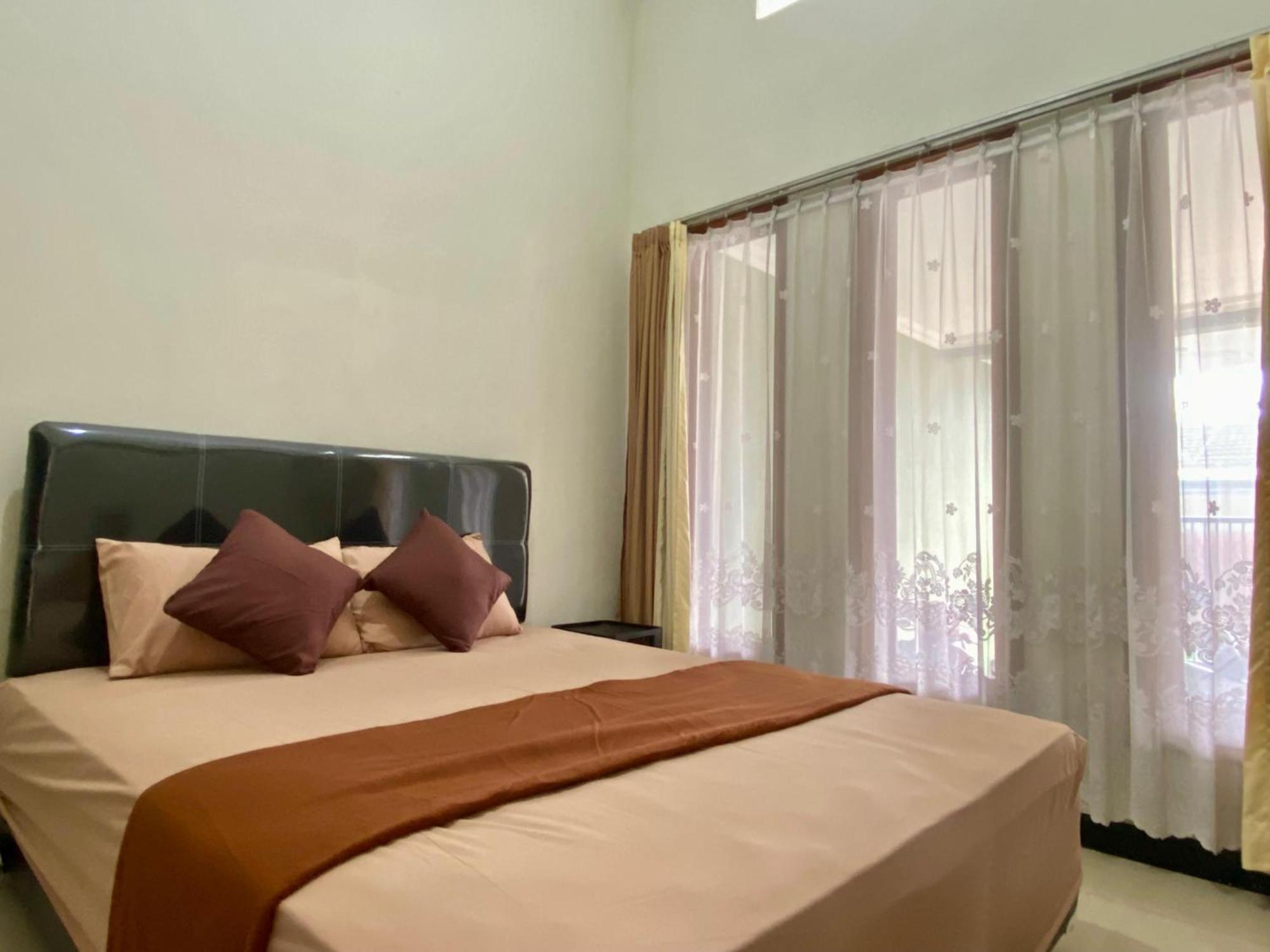 Zzz Hostel Malang Kültér fotó
