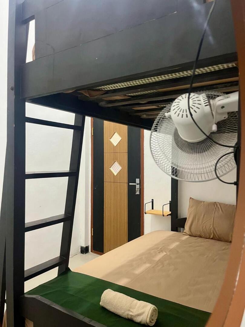 Zzz Hostel Malang Kültér fotó