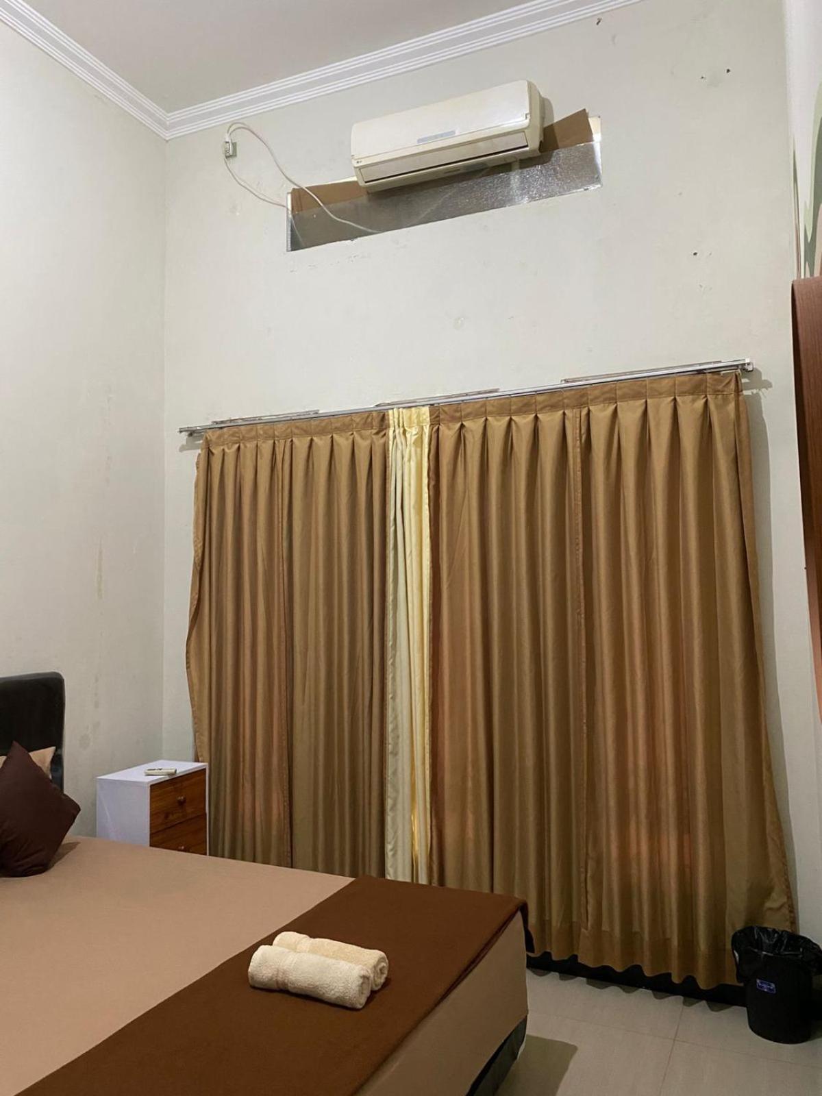 Zzz Hostel Malang Kültér fotó